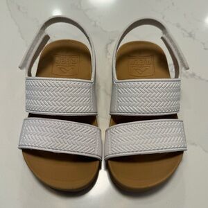 White Reef Toddler Sandal Size 7